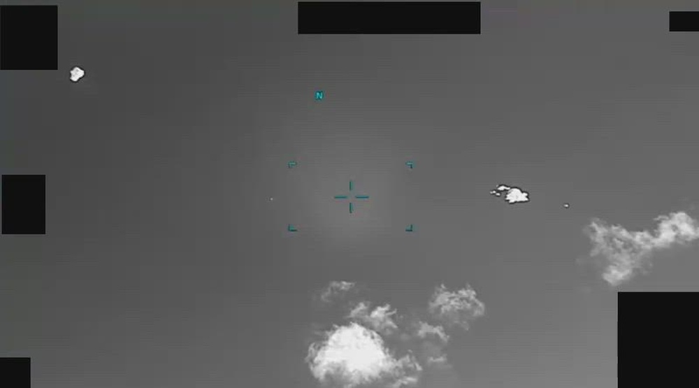 DOW-UAP-PR35 - Small Circular Ocean Approach